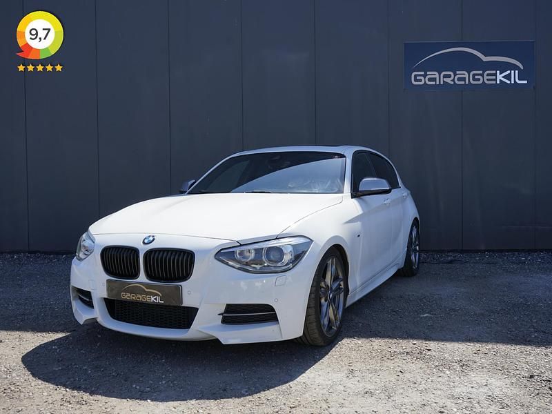 Wit Gebruikt 2014 BMW M135 Executive Hatchback | € 22.890 - Afbeelding 1/4