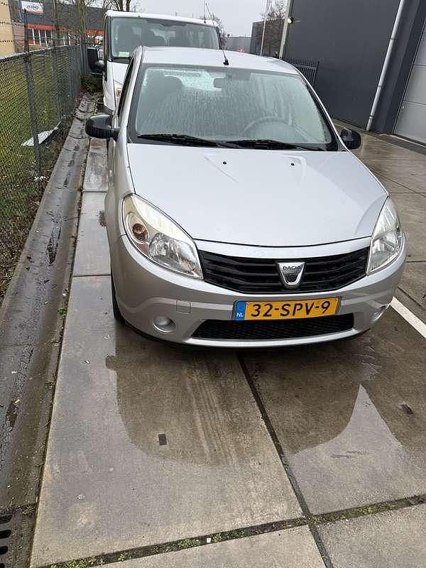Occasion Dacia Sandero Ambiance 75 PK (55 kW) 2011 Grijs Hatchback