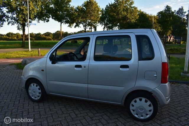 Occasion Opel Agila 60 PK (44 kW) 2005 Grijs Hatchback