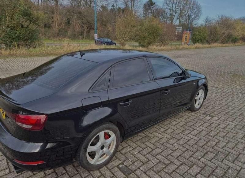 Occasion Audi A3 Ambition 140 PK (102 kW) 2014 Zwart Sedan