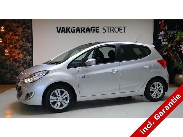 Grijs (metallic) Gebruikt 2014 Hyundai ix20 Hatchback | € 8.999 (Eerlijke prijs) - Afbeelding 1/4