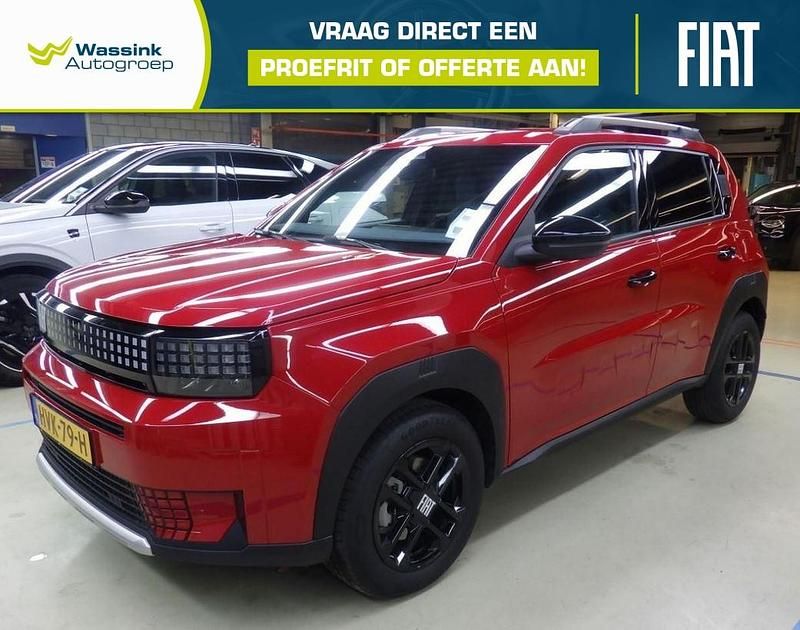 Rood Nieuw 2025 Fiat Grande Panda Icon Hatchback | € 24.935 (Goede deal) - Afbeelding 1/4