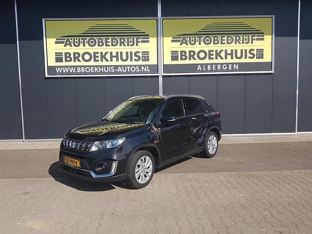 Zwart Gebruikt 2018 Suzuki Vitara SUV | € 8.850 - Afbeelding 1/4