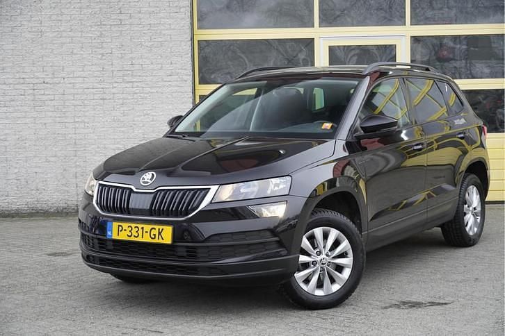Occasion Skoda Karoq Business Line 112 PK (82 kW) 2022 Zwart SUV