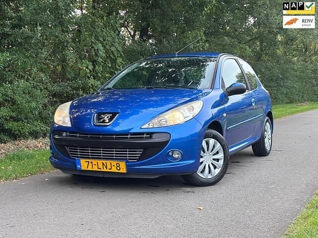 Blauw Gebruikt 2010 Peugeot 206+ Hatchback | € 1.475 (Eerlijke prijs) - Afbeelding 1/4