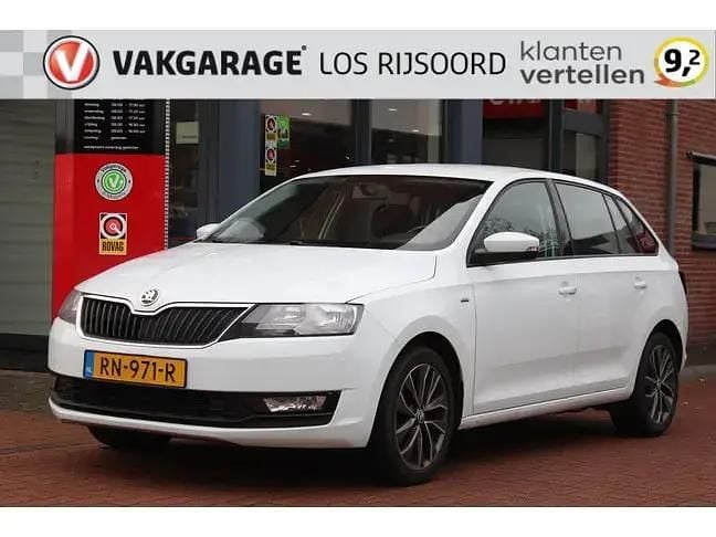 Wit Gebruikt 2018 Skoda Rapid Drive Stationwagen | € 12.500 (Eerlijke prijs) - Afbeelding 1/4