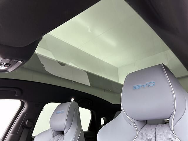 Occasion BYD Seal Design 230 kW (313 PK) 2025 Zwart metallic Sedan