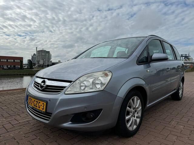 Grijs Gebruikt 2008 Opel Zafira MPV | € 2.850 (Eerlijke prijs) - Afbeelding 1/4