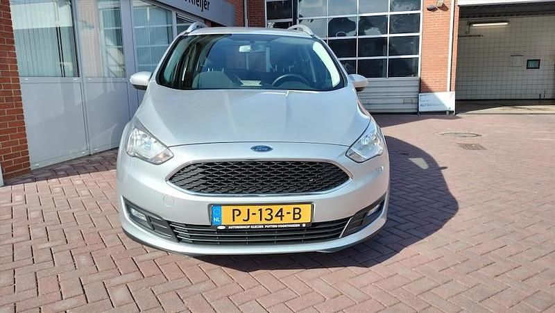 Occasion Ford Grand C-Max Trend 125 PK (91 kW) 2017 Grijs MPV