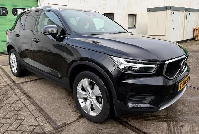 Occasion Volvo XC40 Momentum 163 PK (119 kW) 2020 Zwart SUV