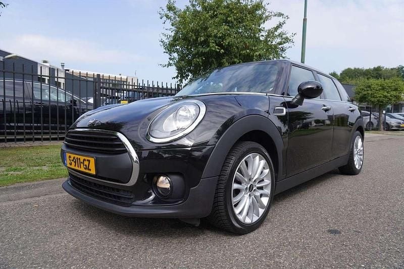 Zwart Gebruikt 2019 Mini Clubman Stationwagen | € 16.945 (Eerlijke prijs) - Afbeelding 1/4