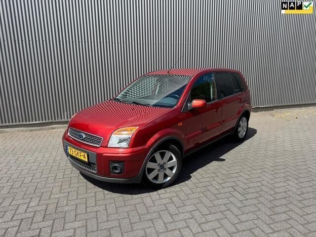 Rood Gebruikt 2008 Ford Fusion Futura MPV | € 4.750 (Iets duurder) - Afbeelding 1/4