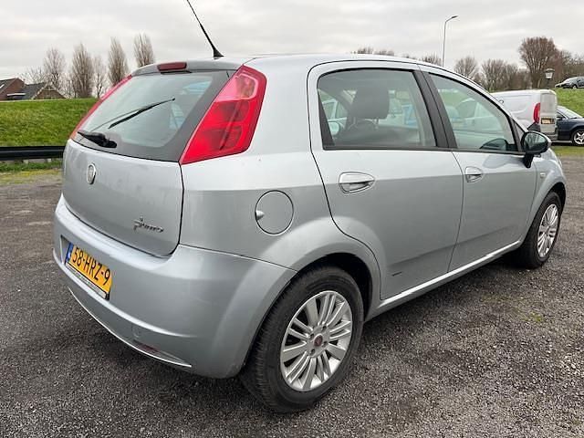 Occasion Fiat Grande Punto Dynamic 78 PK (57 kW) 2009 Hatchback