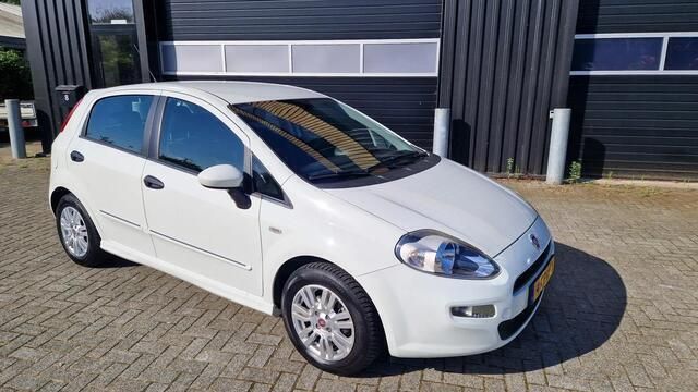 Wit Gebruikt 2014 Fiat Punto Evo Street Hatchback | € 4.999 (Eerlijke prijs) - Afbeelding 1/4