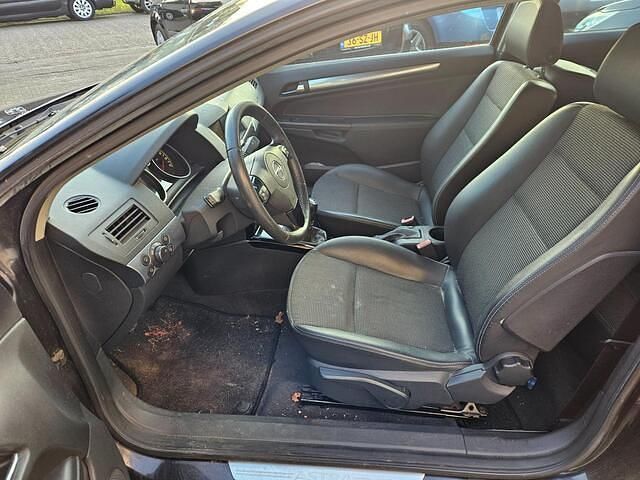 Occasion Opel Astra GTC Executive 140 PK (102 kW) 2008 Zwart (metallic) Hatchback