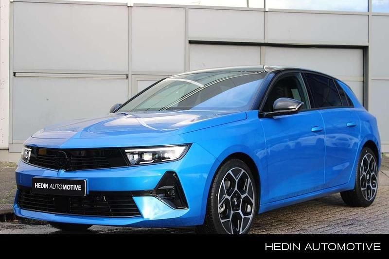 Blauw Nieuw 2024 Opel Astra Ultimate Hatchback | € 45.056 (Eerlijke prijs) - Afbeelding 1/4