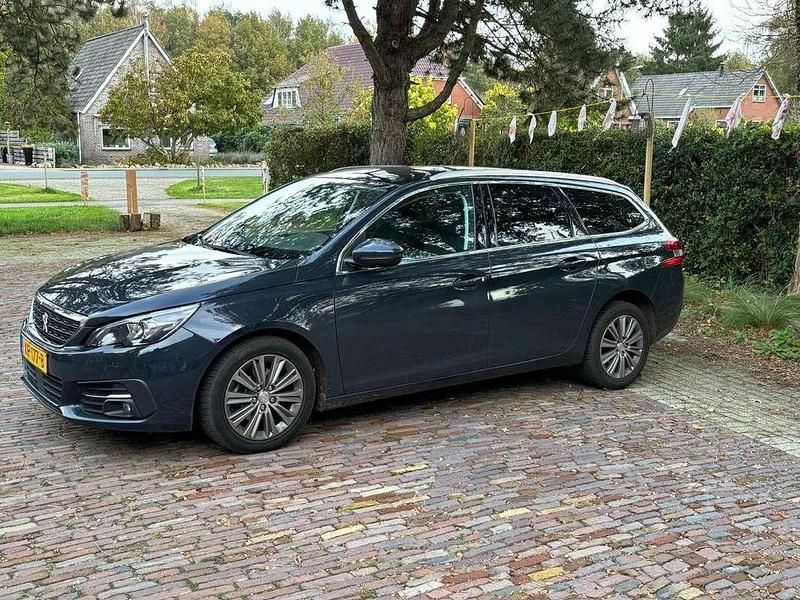 Occasion Peugeot 308 131 PK (96 kW) 2019 Grijs MPV