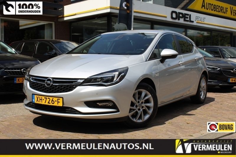 Grijs Gebruikt 2019 Opel Astra Business Hatchback | € 11.900 (Eerlijke prijs) - Afbeelding 1/4