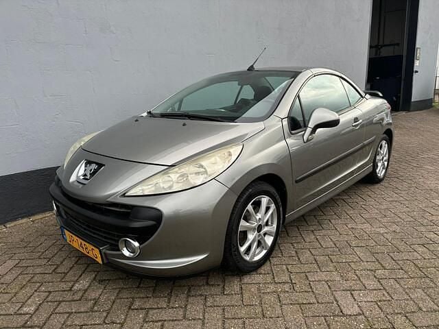 Grijs Gebruikt 2010 Peugeot 207 CC Cabriolet | € 3.450 (Goede deal) - Afbeelding 1/4