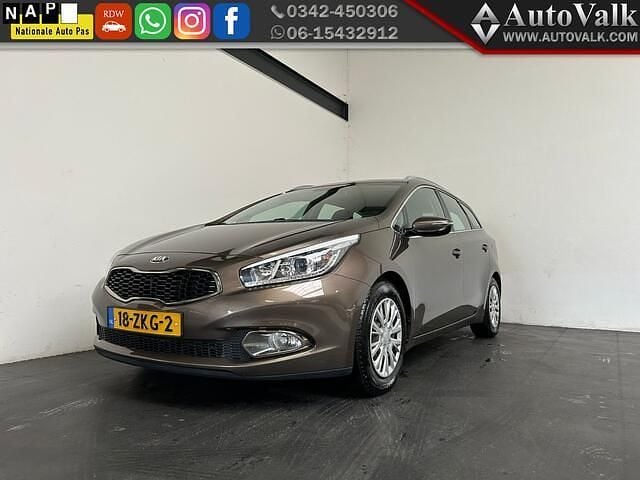 Bruin Gebruikt 2013 Kia Ceed Sportswagon Plus Stationwagen | € 7.749 (Goede deal) - Afbeelding 1/4