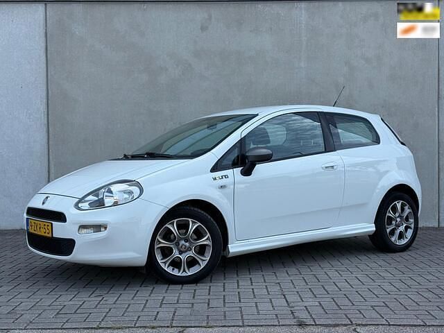 Wit Gebruikt 2015 Fiat Punto Evo Sport Hatchback | € 3.950 (Eerlijke prijs) - Afbeelding 1/4