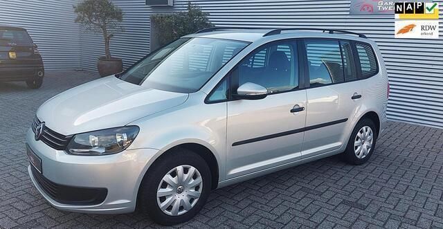 Grijs Gebruikt 2010 VW Touran Trendline MPV | € 8.950 (Iets duurder) - Afbeelding 1/4