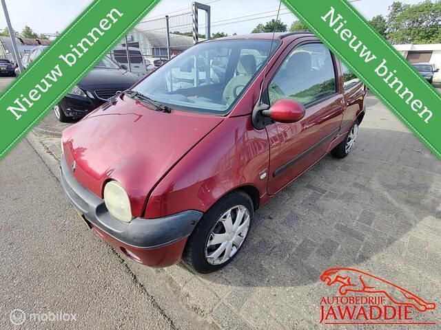 Rood Gebruikt 2002 Renault Twingo Hatchback | € 850 (Eerlijke prijs) - Afbeelding 1/4