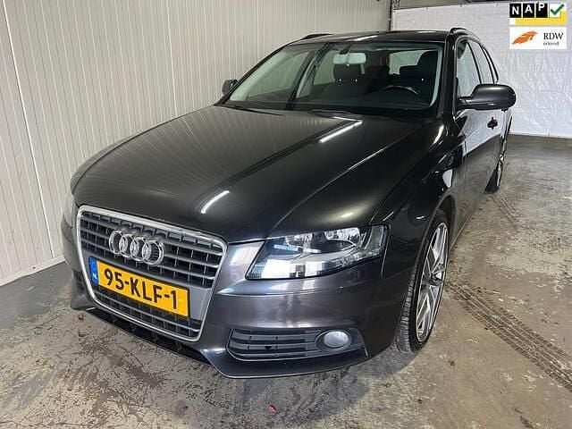 Grijs Gebruikt 2010 Audi A4 Business Stationwagen | € 3.750 (Eerlijke prijs) - Afbeelding 1/4