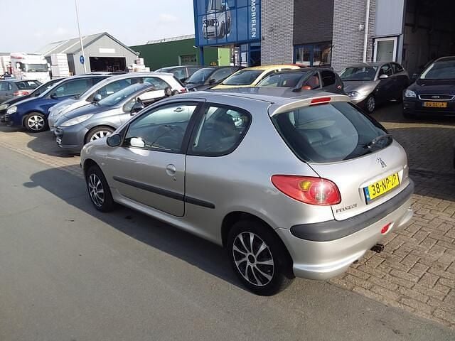 Occasion Peugeot 206 Premium 75 PK (55 kW) 2004 Grijs (metallic) Hatchback