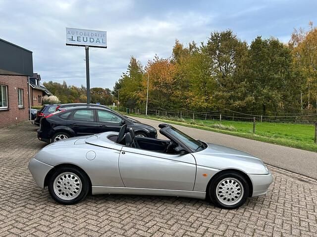 Occasion Alfa Romeo Spider 150 PK (110 kW) 1996 Grijs Cabriolet
