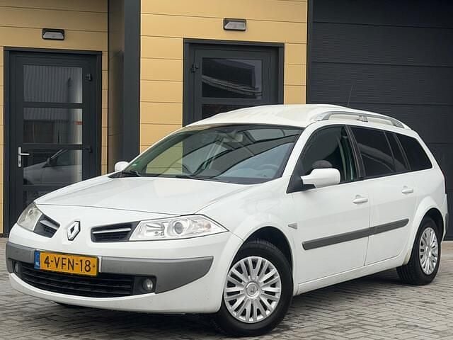 Wit Gebruikt 2009 Renault Mégane Van | € 1.650 (Goede deal) - Afbeelding 1/4