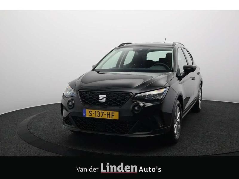 Zwart Occasion 2023 Seat Arona Style SUV | € 17.450 (Eerlijke prijs) - Afbeelding 1/4