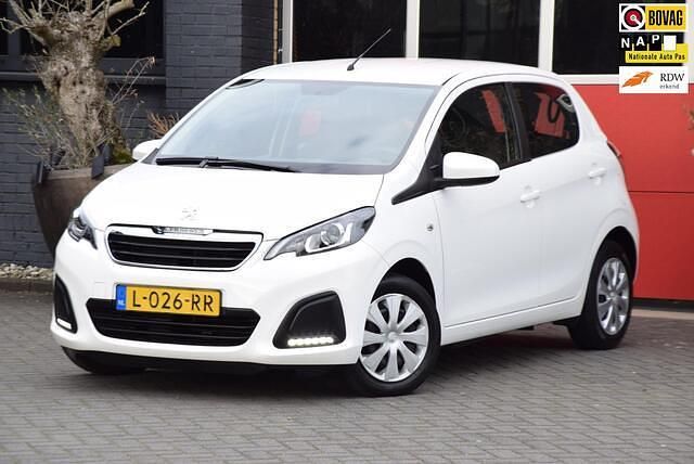 Wit Gebruikt 2021 Peugeot 108 Active Hatchback | € 8.500 (Eerlijke prijs) - Afbeelding 1/3