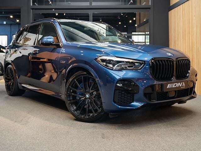 Blauw Gebruikt 2022 BMW X5 Executive SUV | € 74.995 (Duur) - Afbeelding 1/4