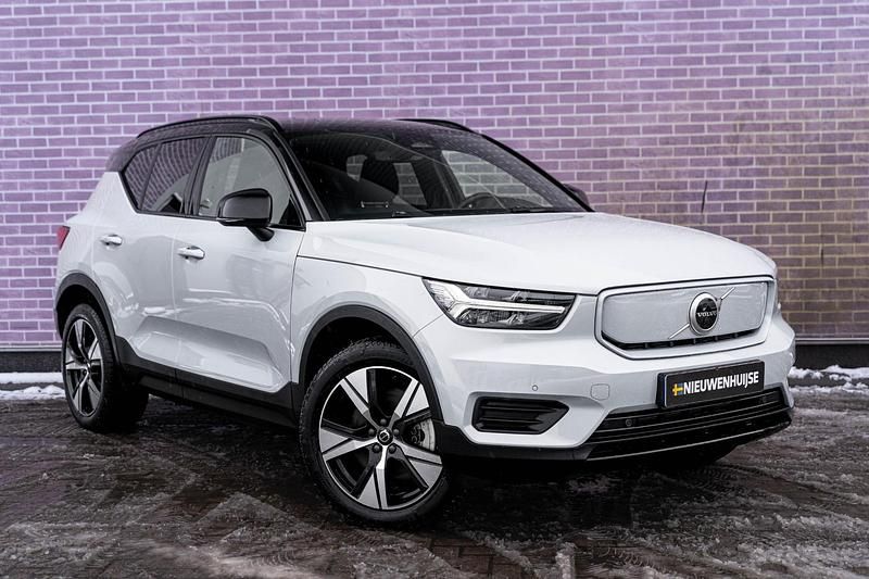 Occasion Volvo XC40 Core 11 kW (15 PK) 2022 Grijs SUV