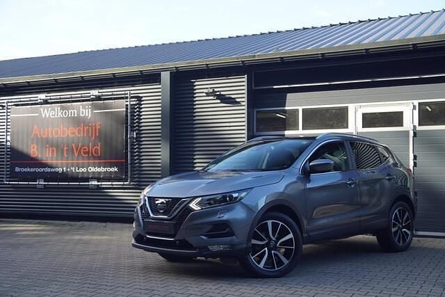 Grijs Gebruikt 2017 Nissan Qashqai N-Connecta SUV | € 12.950 (Goede deal) - Afbeelding 1/4