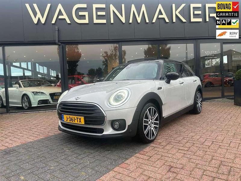 Wit Gebruikt 2020 Mini Cooper Clubman Stationwagen | € 27.250 (Eerlijke prijs) - Afbeelding 1/4