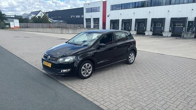 Zwart Gebruikt 2011 VW Polo Comfortline Hatchback | € 1.950 (Super prijs) - Afbeelding 1/4