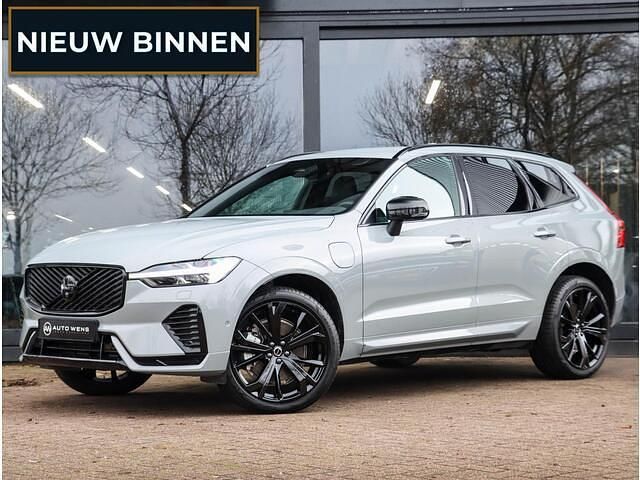 Grijs Nieuw 2025 Volvo XC60 Plus SUV | € 60.900 - Afbeelding 1/4