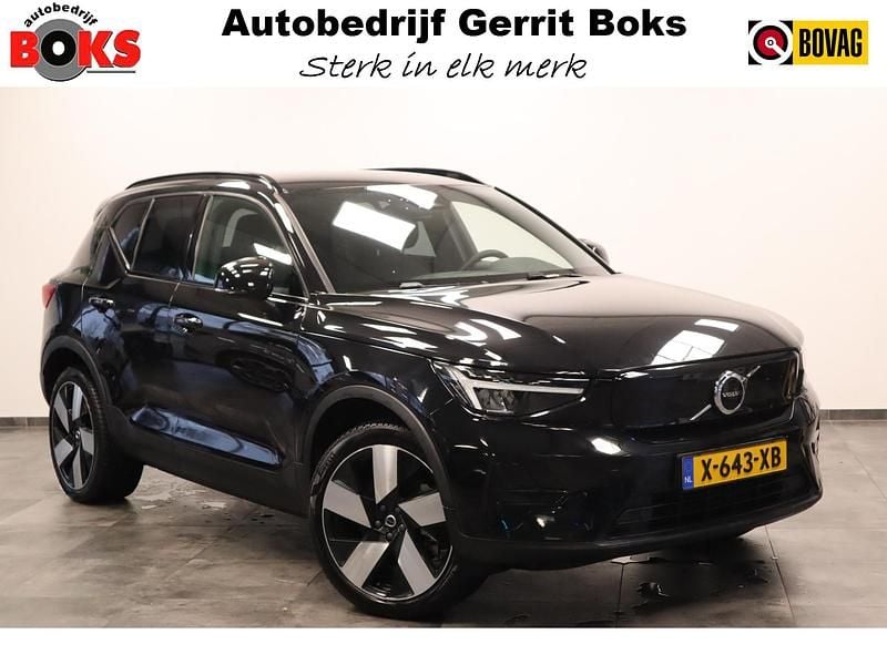 Zwart Occasion 2024 Volvo XC40 Plus SUV | € 41.250 (Eerlijke prijs) - Afbeelding 1/4