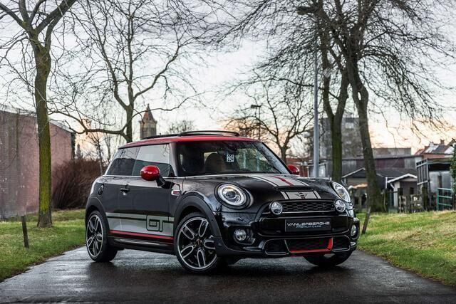 Zwart Gebruikt 2019 Mini John Cooper Works Hatchback | € 22.995 (Goede deal) - Afbeelding 1/4