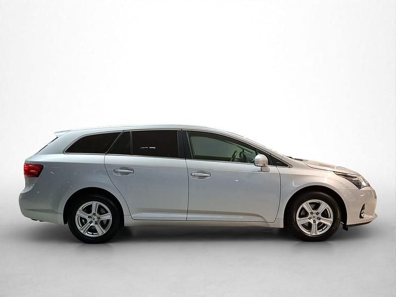 Occasion Toyota Avensis Limited 2021 Zilver Stationwagen