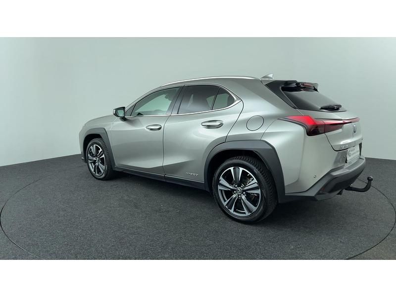 Occasion Lexus UX 184 PK (135 kW) 2022 Grijs SUV