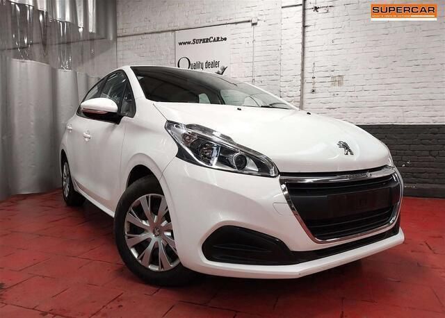Wit Gebruikt 2019 Peugeot 208 Active Hatchback | € 8.990 (Super prijs) - Afbeelding 1/4