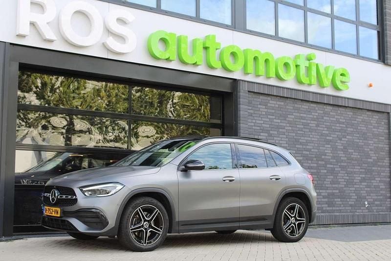 Occasion Mercedes GLA250 Business 218 PK (160 kW) 2022 Grijs SUV
