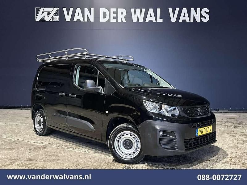 Zwart Occasion 2022 Peugeot Partner MPV | € 14.750 (Eerlijke prijs) - Afbeelding 1/4
