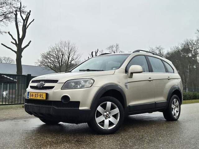 Beige Occasion 2007 Chevrolet Captiva SUV | € 2.499 (Eerlijke prijs) - Afbeelding 1/4