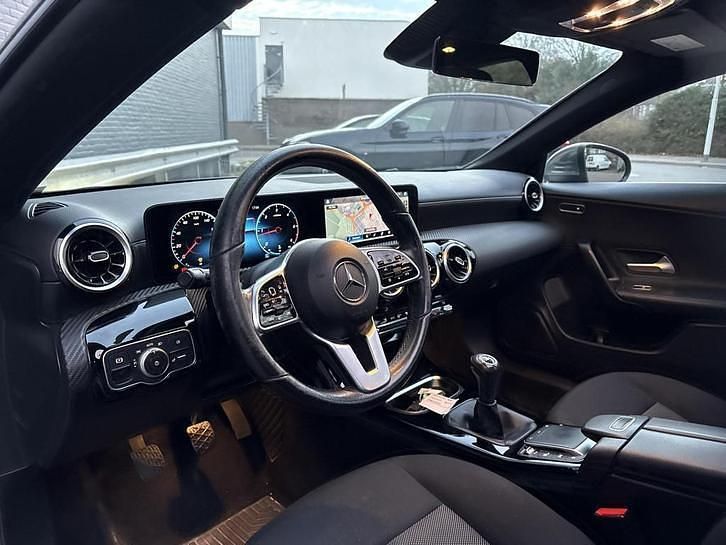 Occasion Mercedes CLA180 Shooting Brake Premium 116 PK (85 kW) 2021 Grijs Stationwagen