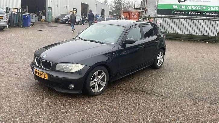 Occasion 2005 BMW 116 Hatchback | € 850 (Super prijs) - Afbeelding 1/4