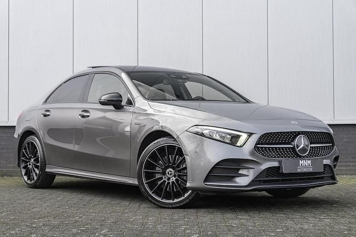 Occasion Mercedes A250 AMG 160 PK (117 kW) 2020 Grijs Sedan
